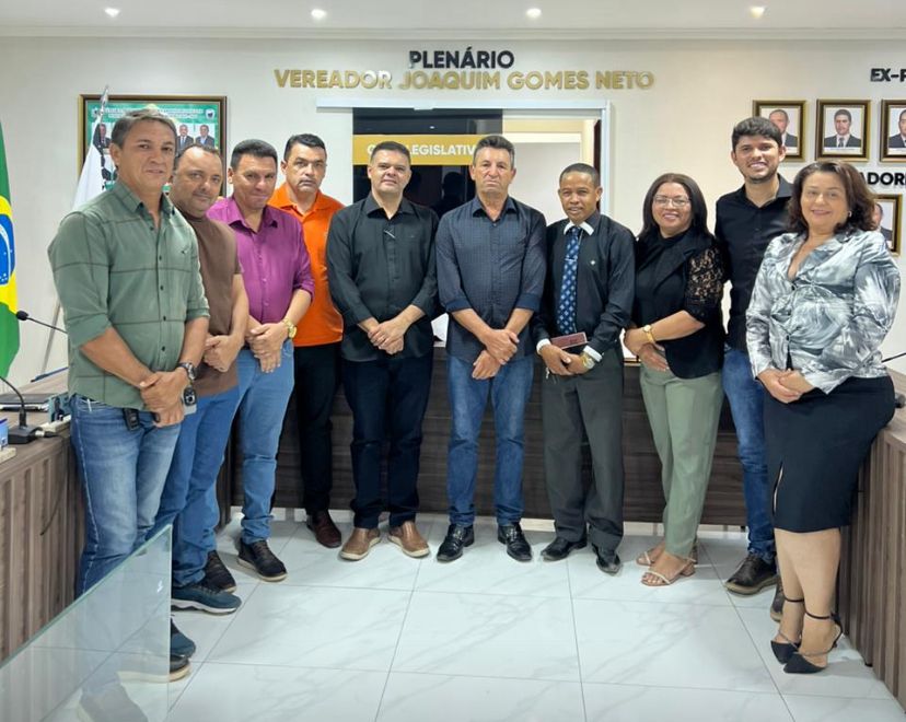 A Câmara Municipal de Bernardino Batista realizou, nesta quinta-feira 27/11/2025, a sessão ordinária, que marcou o encerramento dos trabalhos legislativos do ano de 2025.